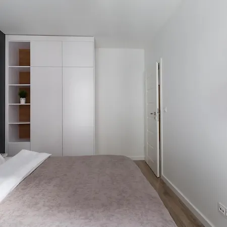 Apartment Luksusowy Przy Targach