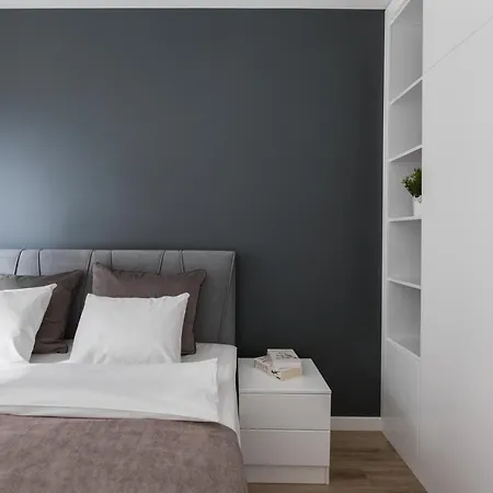 Luksusowy Przy Targach Poznan