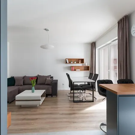 Luksusowy Przy Targach * 포즈난